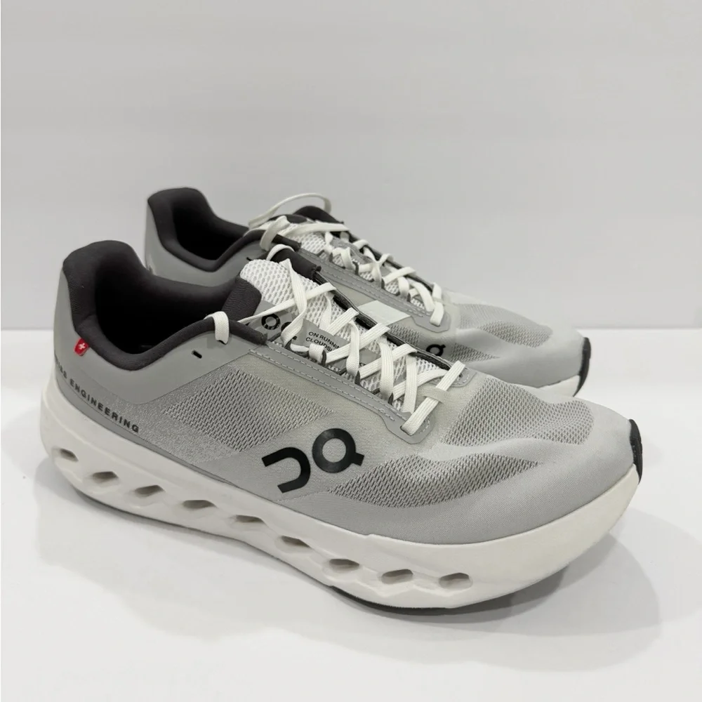 On Running running cloudsurfer